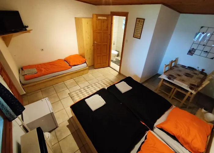 Suello Feszek Apartman